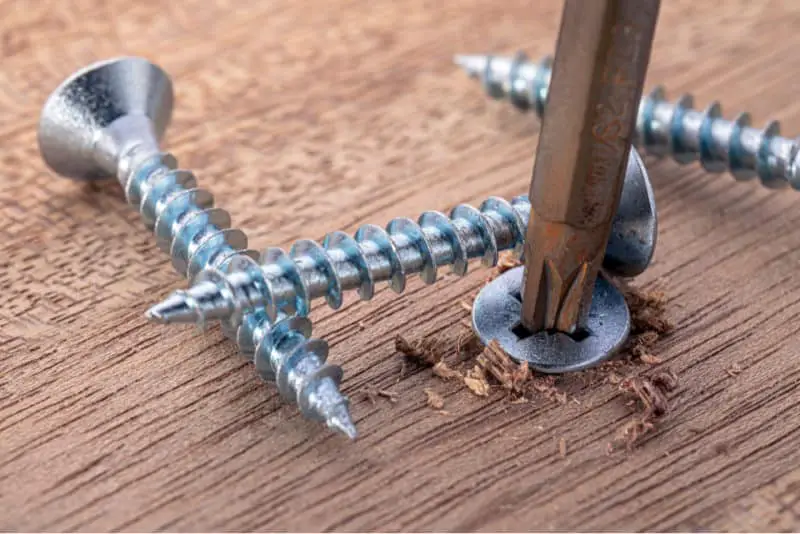 What's the right spacing for subfloor screws